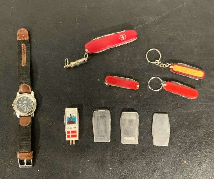 Wristwatch, Swiss Army Knives and others image