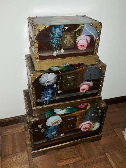 3 stacking boxes image