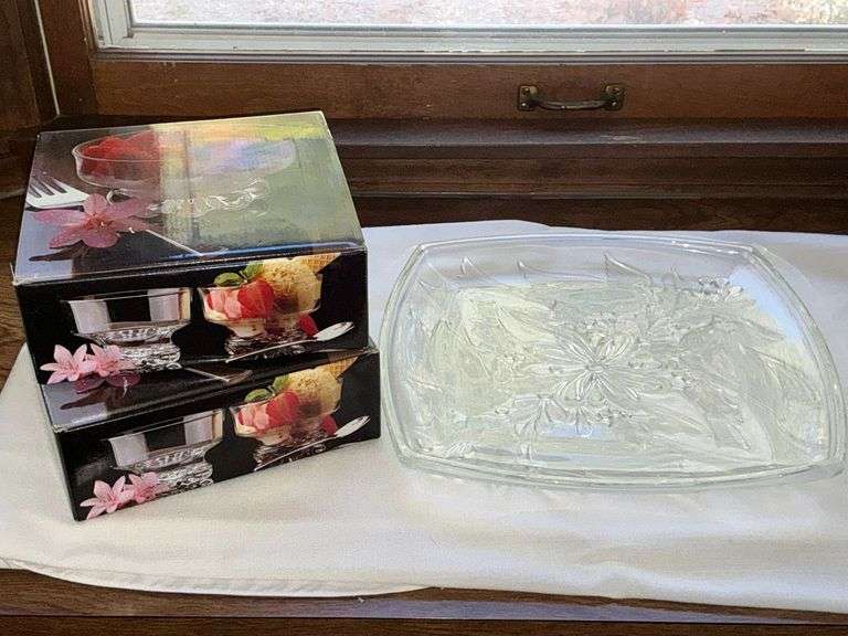 Pair of Studio Nova footed desserts image