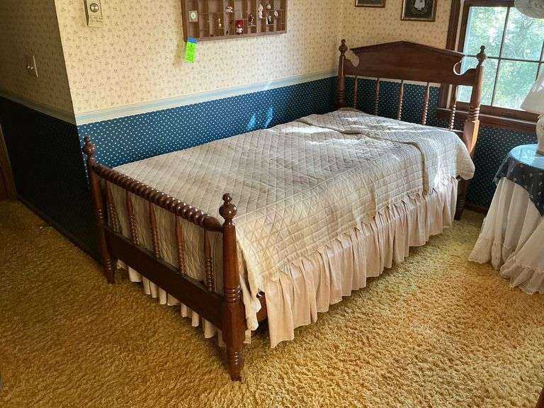 Vintage Solid wood twin size bed with mattress, box springs and linens image