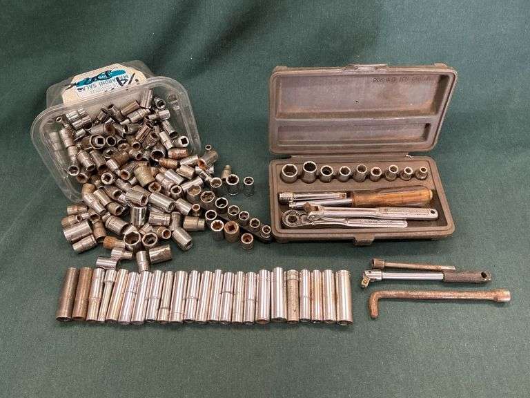 Craftsman 1/4" socket set in case image