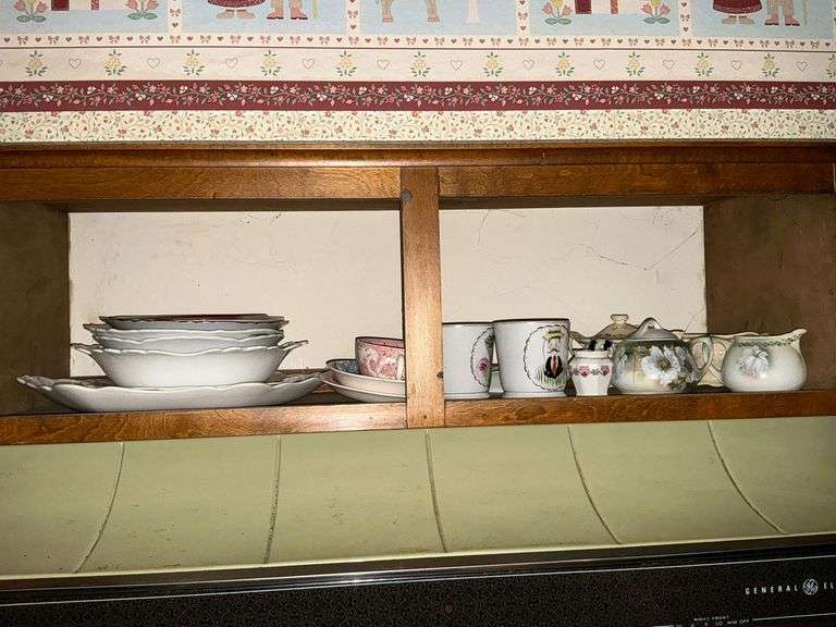 Hand decorated china pieces image