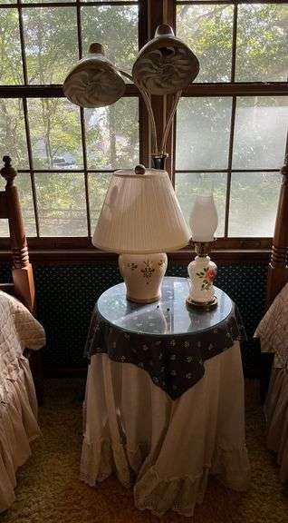 Vintage dual head floor lamp, dresser lamp, table lamp image