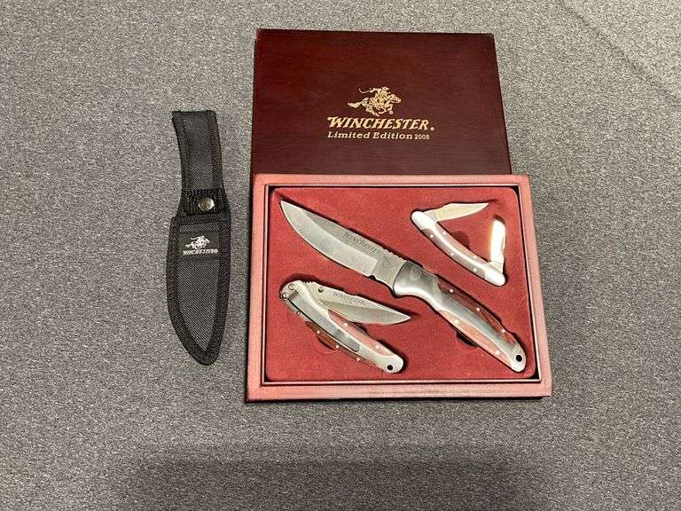 Winchester Limited Edition 2006 knife set in wooden case image