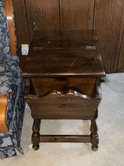 Ethan Allen end table, book rack, storage image