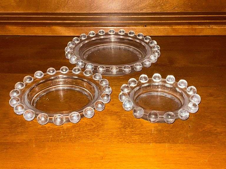 Set of 3 Candlewick nesting ashtrays image