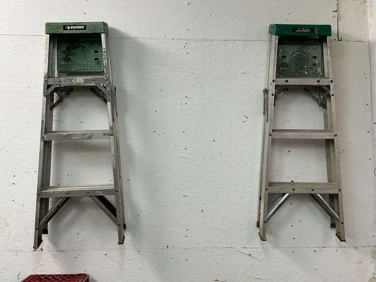 Husky and Gorilla 4' aluminum step ladders. image