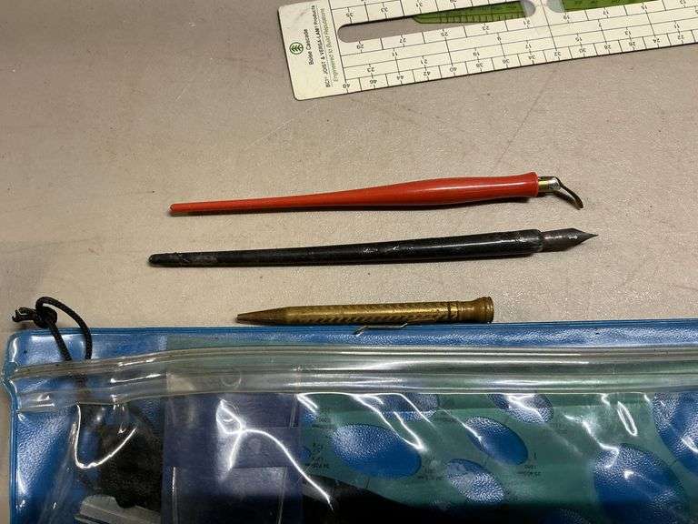 Drafting supplies image