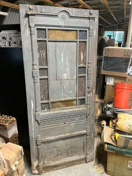 Vintage raised decoration wood door with stained glass image