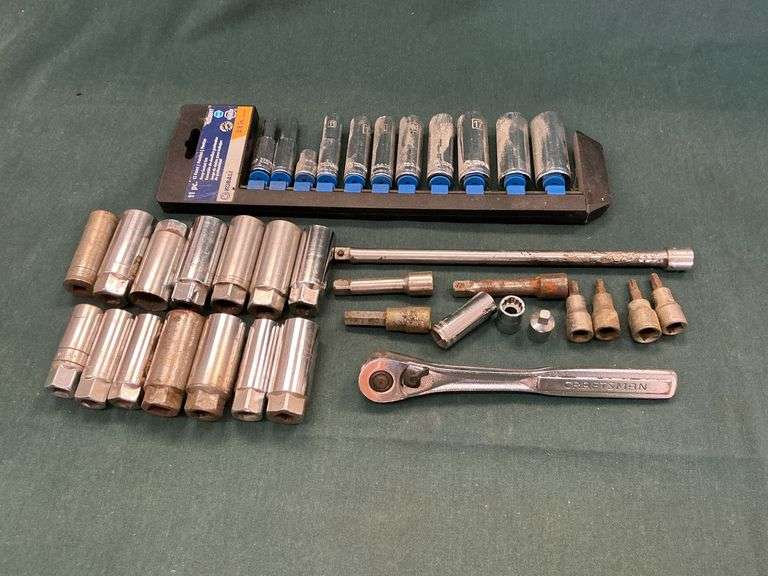 Craftsman 3/8" ratchet, Kobalt metric deep 3/8" socket set up to 19mm image