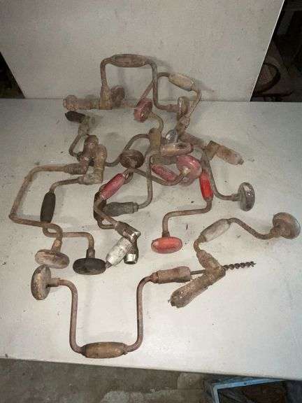 Assortment of braces image