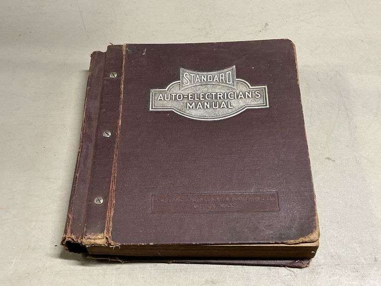 Standard Auto Electricians Manual image