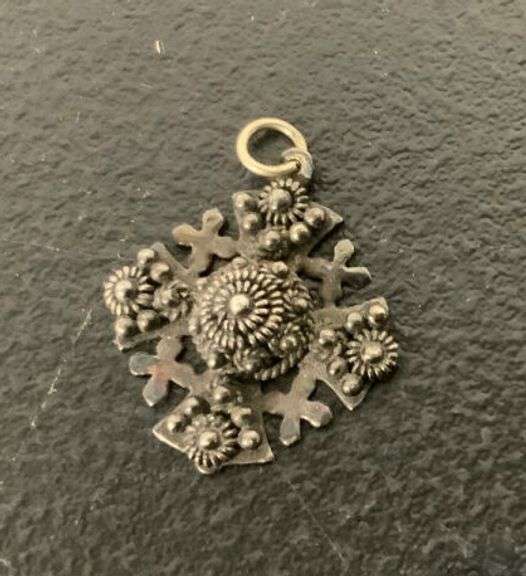 Jerusalem Rush 67 pendant image