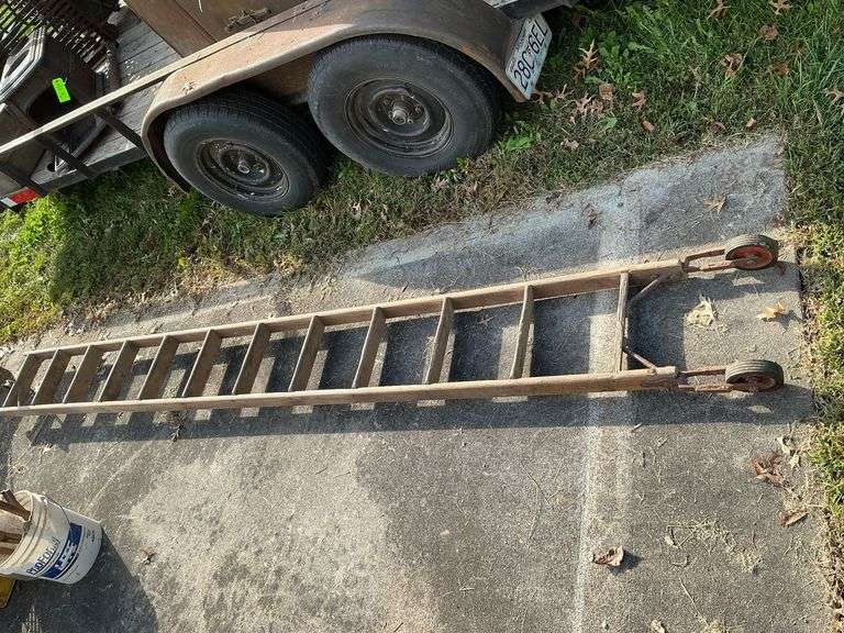 Wooden library ladder, 12' image