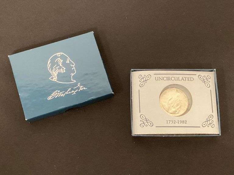 Uncirculated George Washington silver commemorative half-dollar coin image