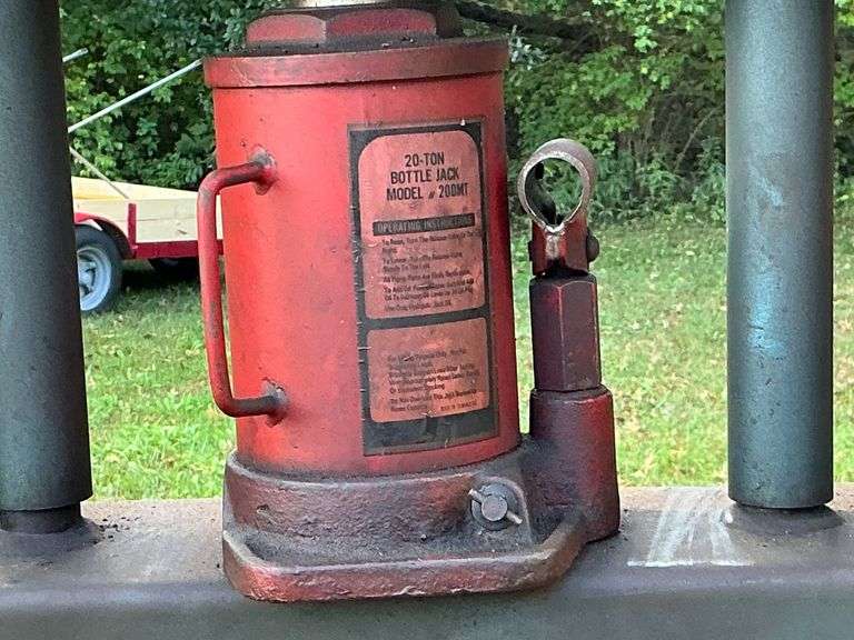 Franklin 30-ton press, 20-ton jack, accessories image