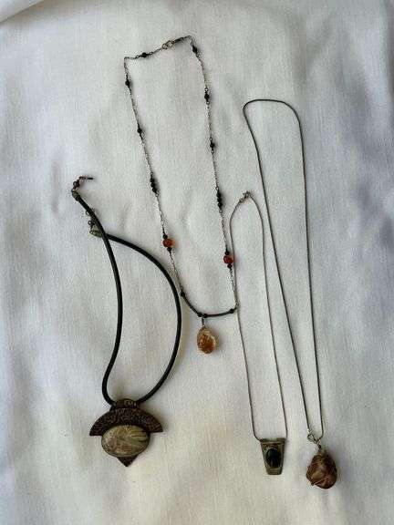 925 chain with pendant marked TA image