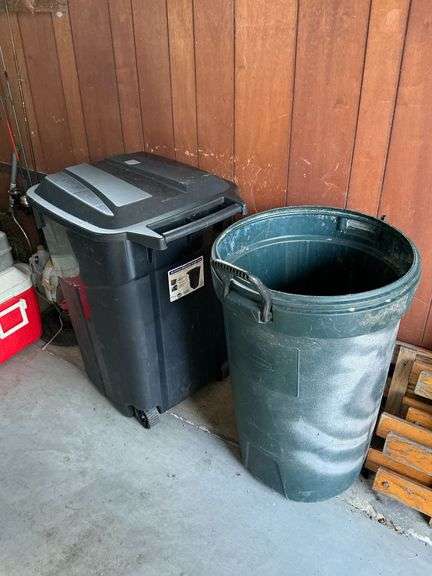 45 gallon roll cart image