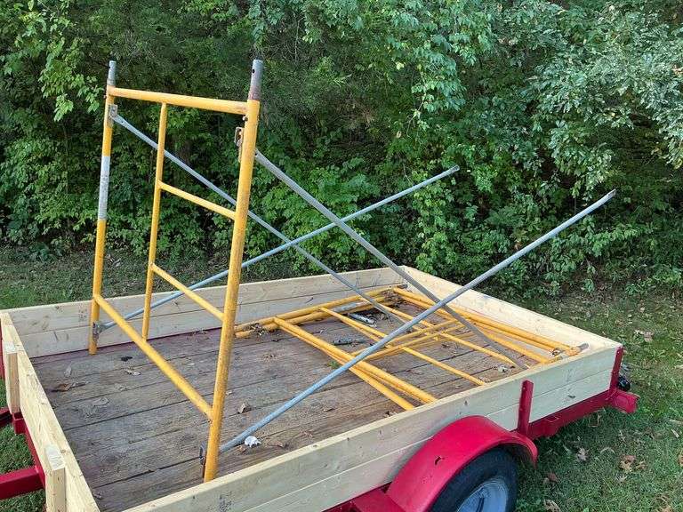 Bil-Jax Scaffolding, 4 pieces and brace rods image