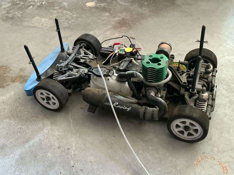 CEN Racing radio controlled 4-wheel drive car chassis image