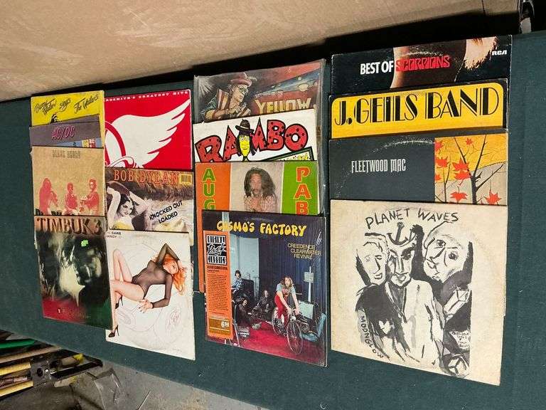 Vinyl record albums image