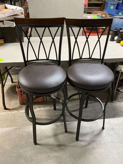 Swivel bar stools image