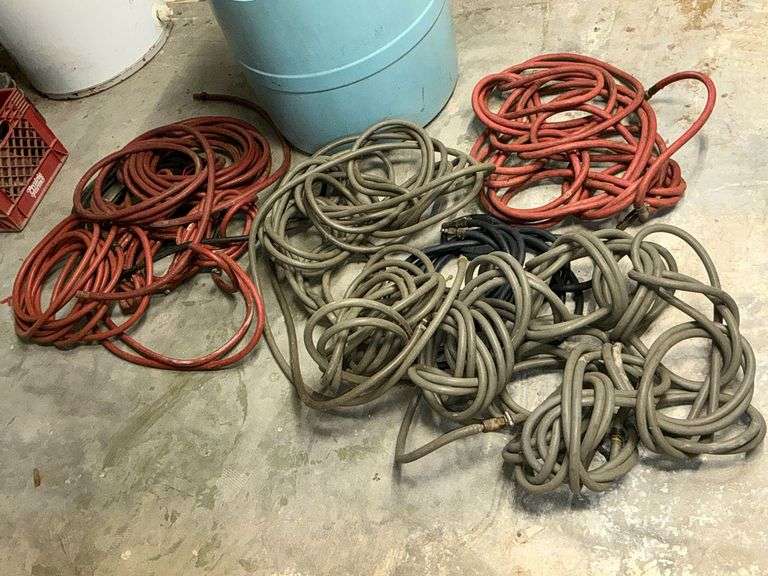 Assortment of 3/8" air hose image