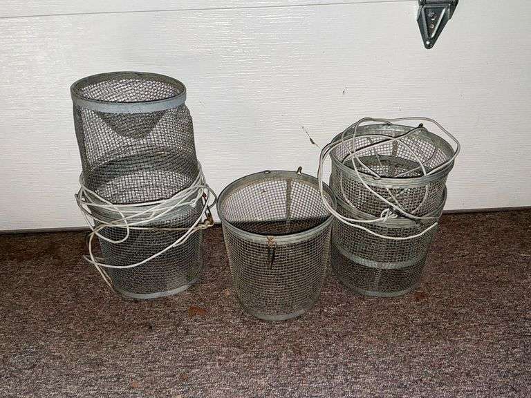 2 wire mesh minnow traps image