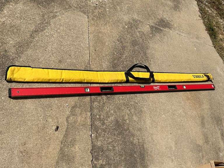 Milwaukee Redstick 8' aluminum level image