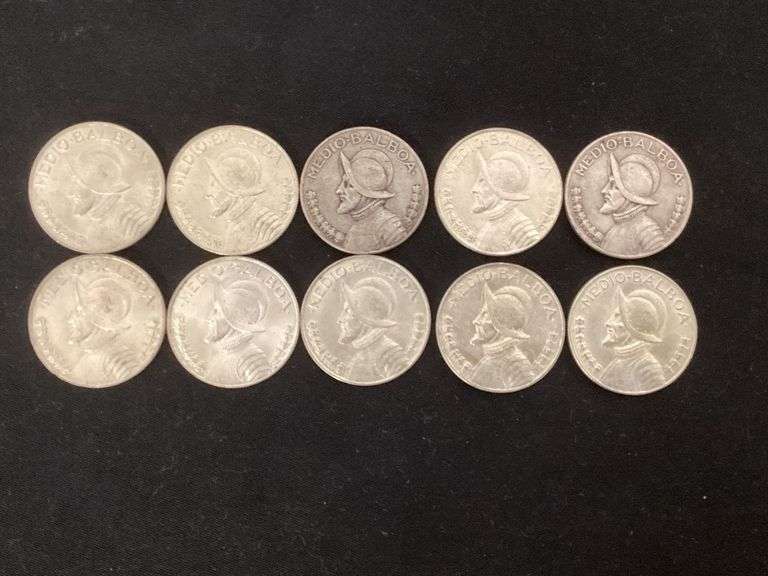 10 Republic of Panama silver Balboa half dollars image