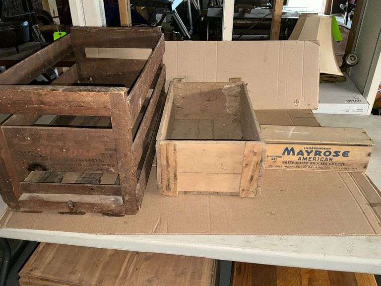 3 wooden crates image