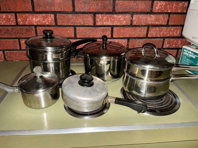 The Main Ingredients sauce pots, well used image