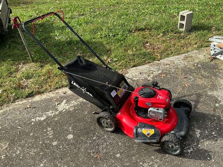 Craftsman push mower, Model 11A-A2E2793 image