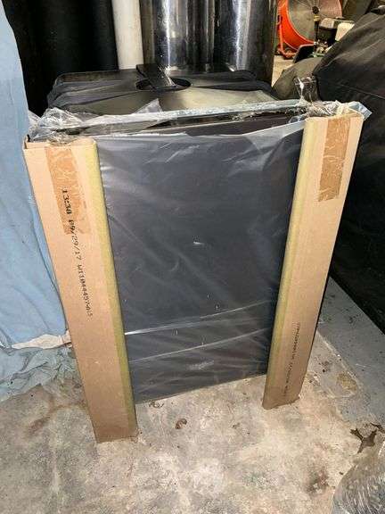 Whirlpool under counter dishwasher, Model WDT730PAHVO image