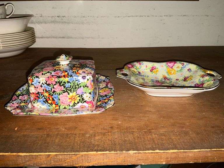 Royal Albert Bone China two-handled dish, 5 1/2" W image