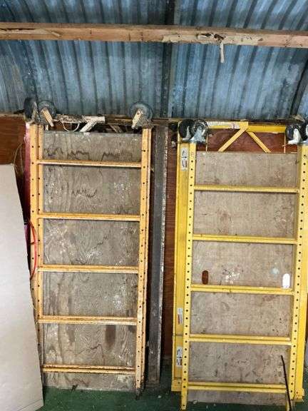 2 sets of Scaffolding 29" D  x 69" T, 74" W, 2 walk boards, on rollers. image