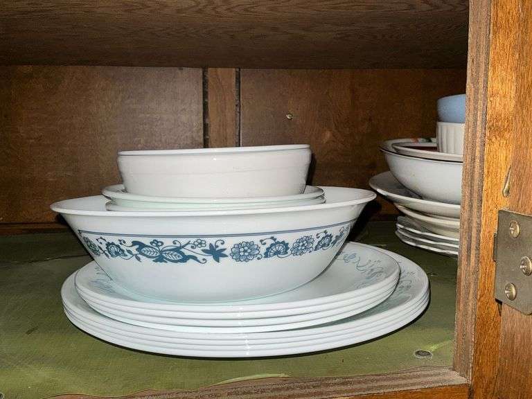 Corelle dishes, assorted bowls, plates and platters image