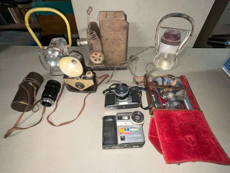 Ecolite & Justrite road lanterns image