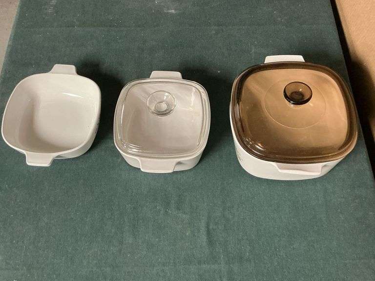 Corning Ware casserole dishes image