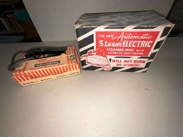 Vintage Universal Steam travel iron image