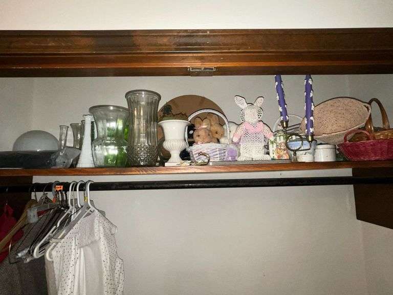 Easter decorations, vases image