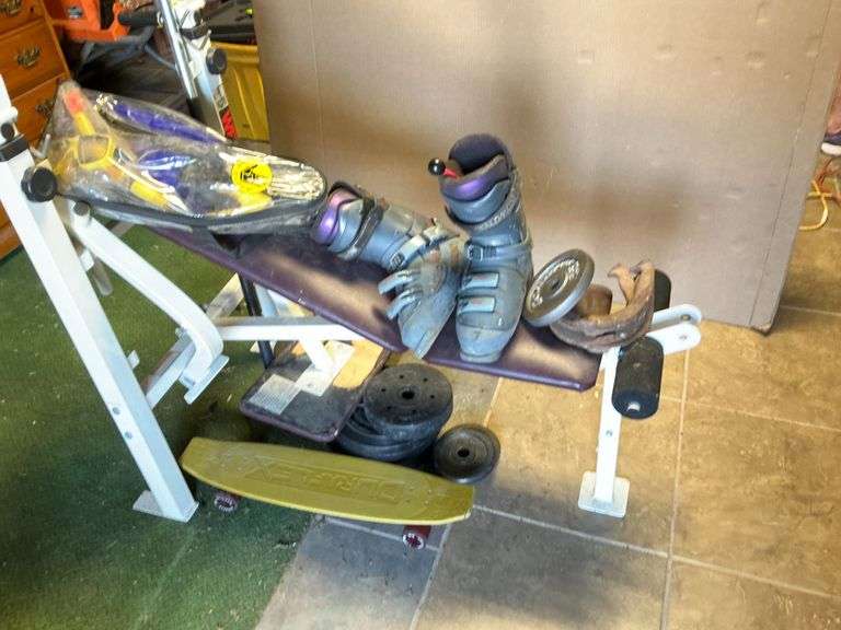 Weider Pro 350SE weight bench, weights image