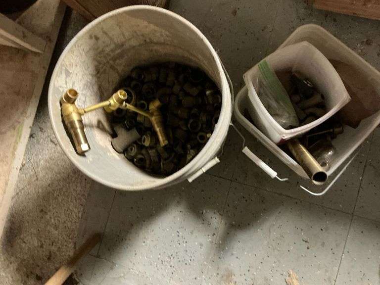 Copper and brass fittings image