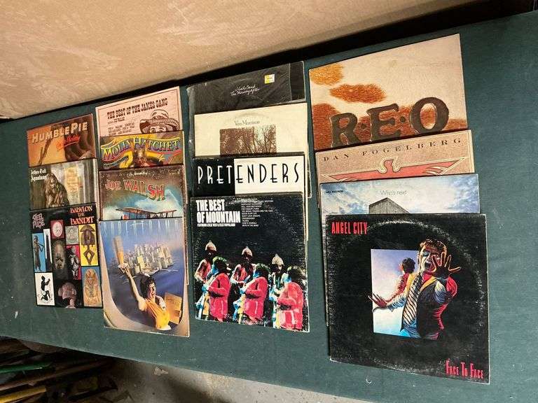 Vinyl record albums image