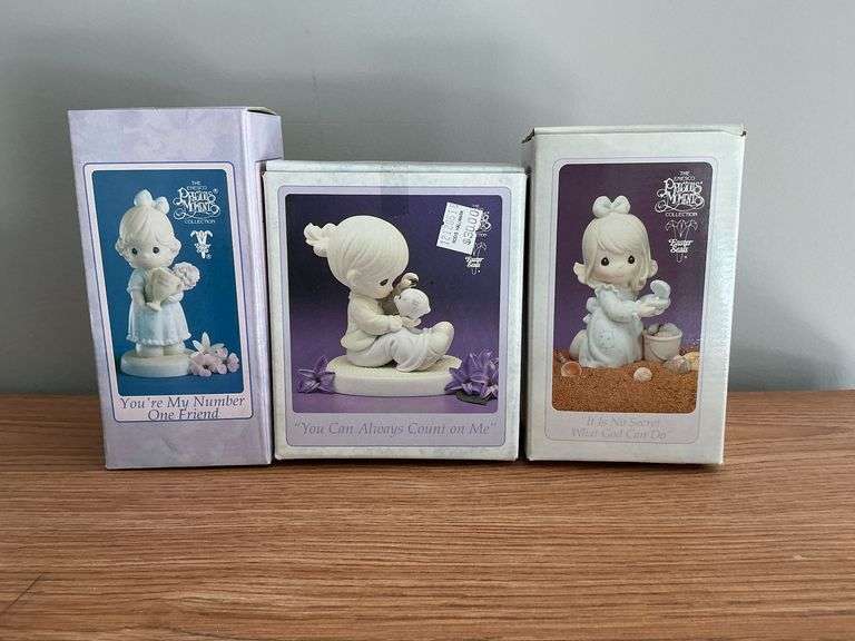 3 Precious Moments figurines in original boxes image