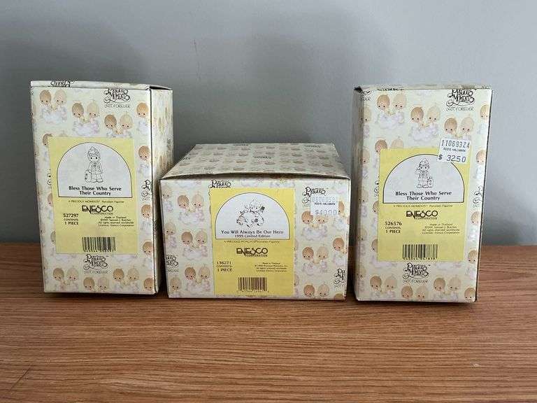 3 Precious Moments figurines in original boxes image