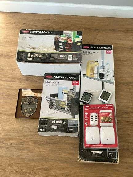 Rubbermaid Fast Track Rail, utility bin, access bin, large shelf image