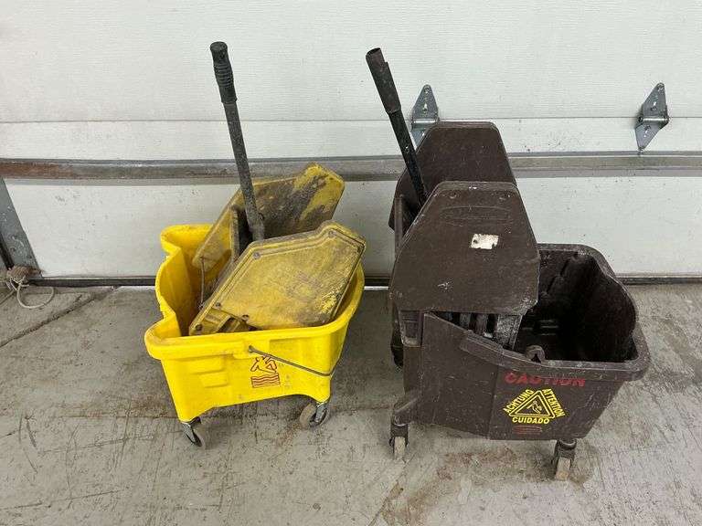 Rubbermaid and other mop buckets image
