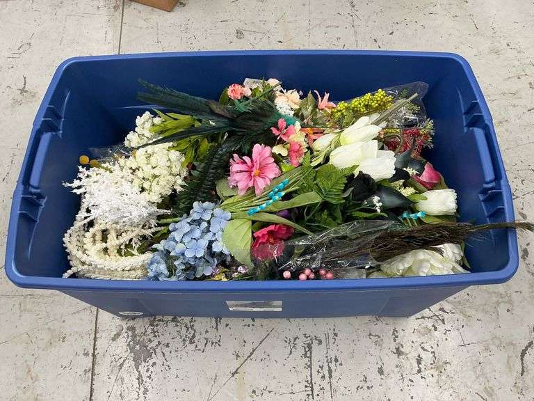 New floral picks in rolling tote image