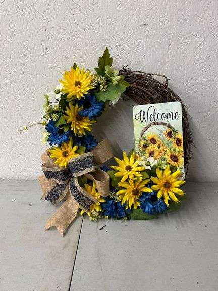 Welcome blue and yellow wreath image